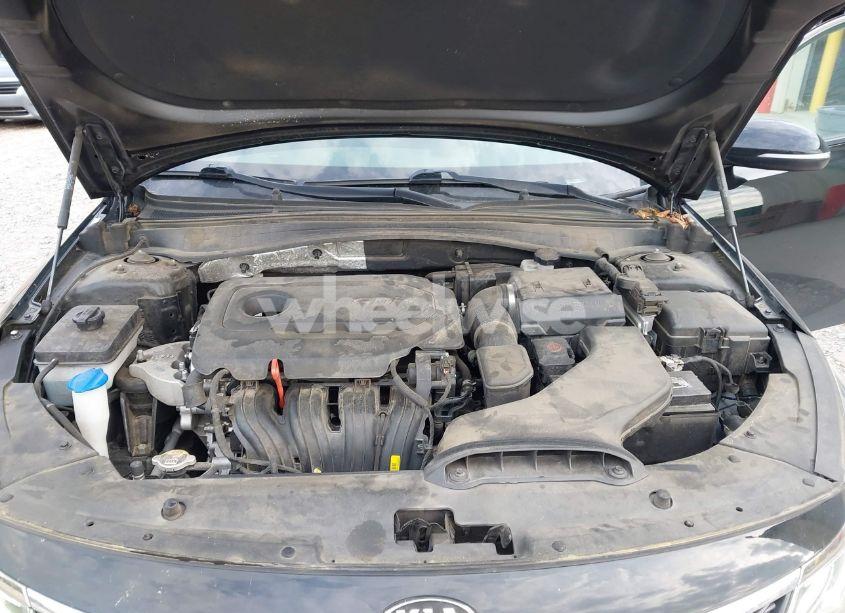Photo 10 of 2019 Kia Optima LX (VIN 5XXGT4L36KG359017)