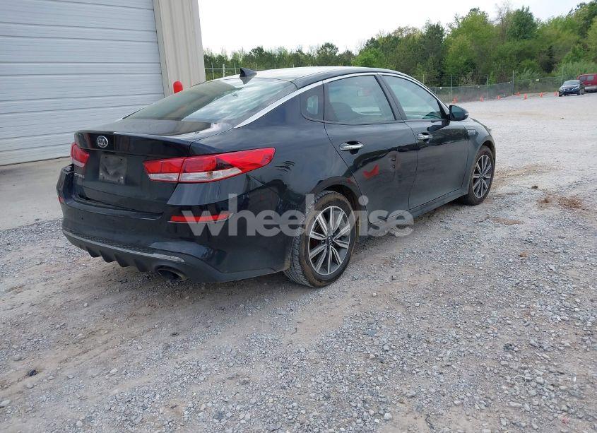Photo 4 of 2019 Kia Optima LX (VIN 5XXGT4L36KG359017)