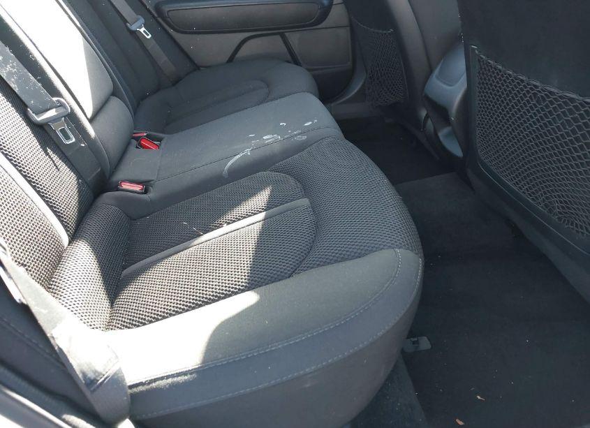 Photo 8 of 2019 Kia Optima LX (VIN 5XXGT4L36KG375766)