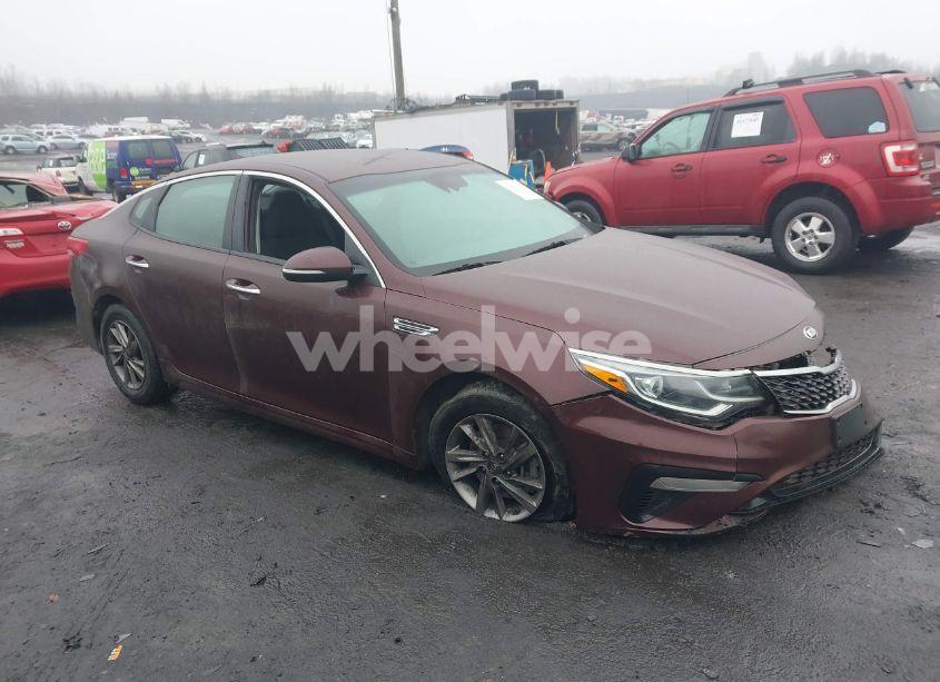2020 Kia Optima LX (VIN 5XXGT4L36LG397896) main photo