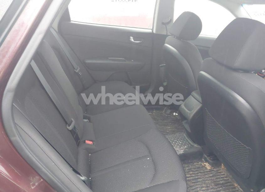 Photo 8 of 2020 Kia Optima LX (VIN 5XXGT4L36LG397896)