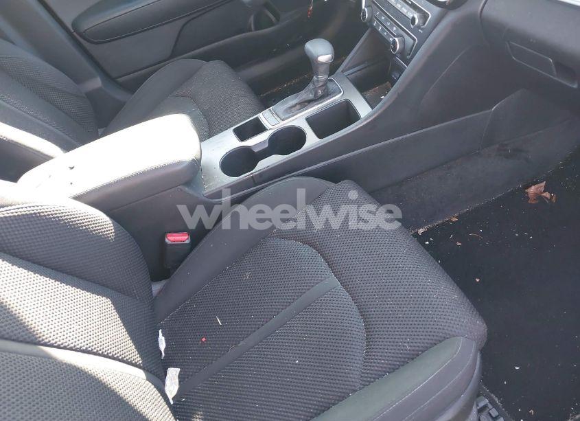 Photo 5 of 2020 Kia Optima LX (VIN 5XXGT4L36LG398322)