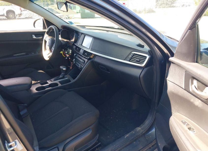 Photo 5 of 2020 Kia Optima LX (VIN 5XXGT4L36LG410050)