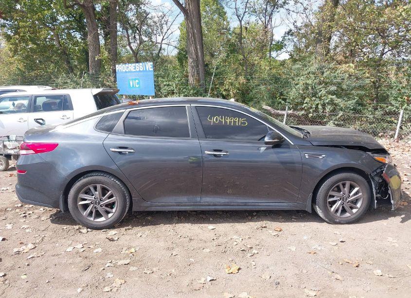 Photo 13 of 2020 Kia Optima LX (VIN 5XXGT4L36LG413224)