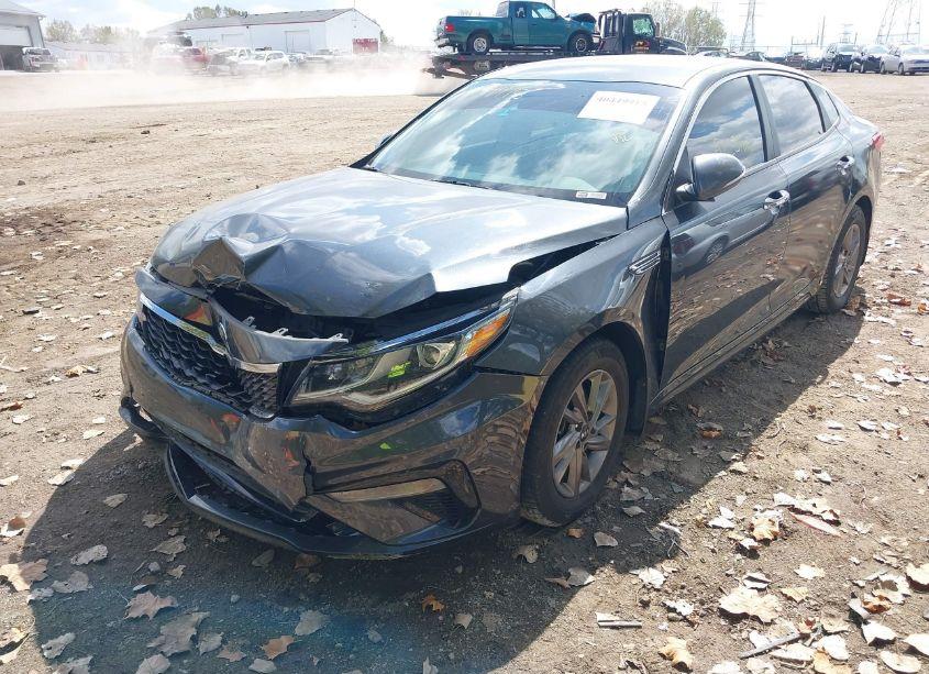 Photo 6 of 2020 Kia Optima LX (VIN 5XXGT4L36LG413224)