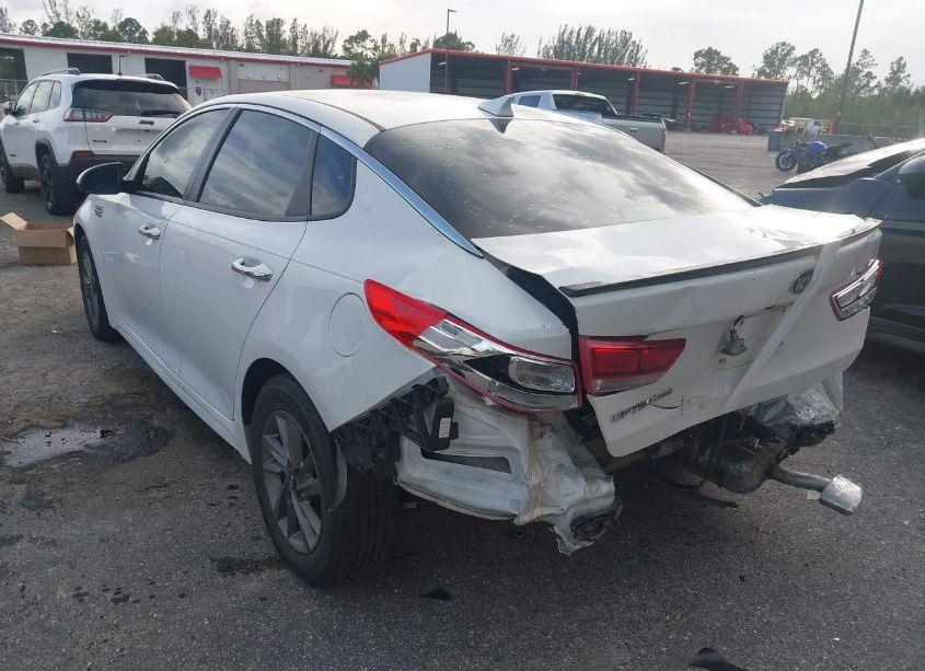 Photo 3 of 2020 Kia Optima LX (VIN 5XXGT4L36LG415636)