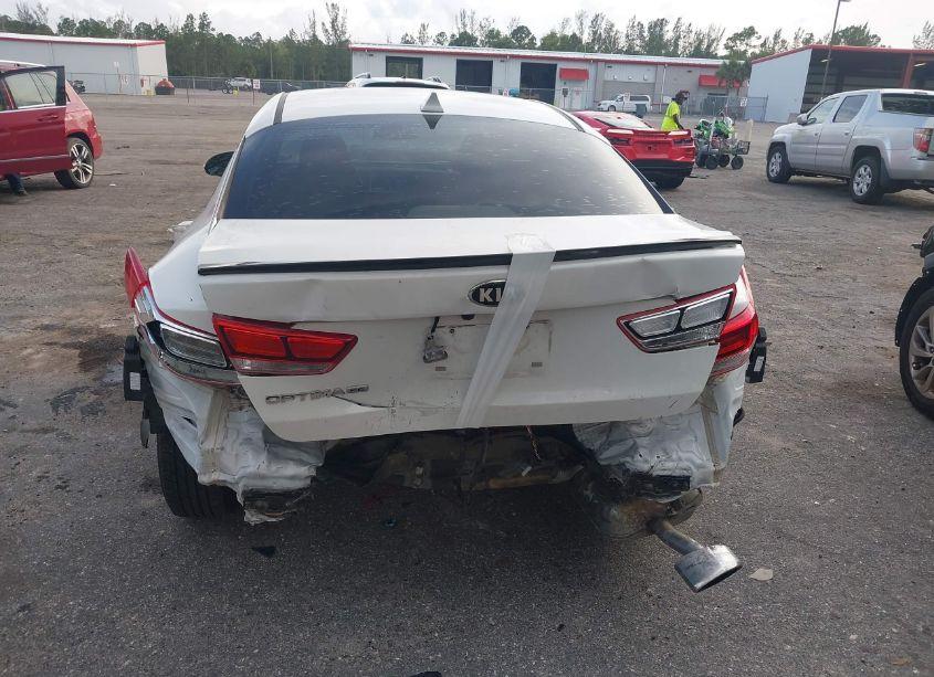 Photo 6 of 2020 Kia Optima LX (VIN 5XXGT4L36LG415636)