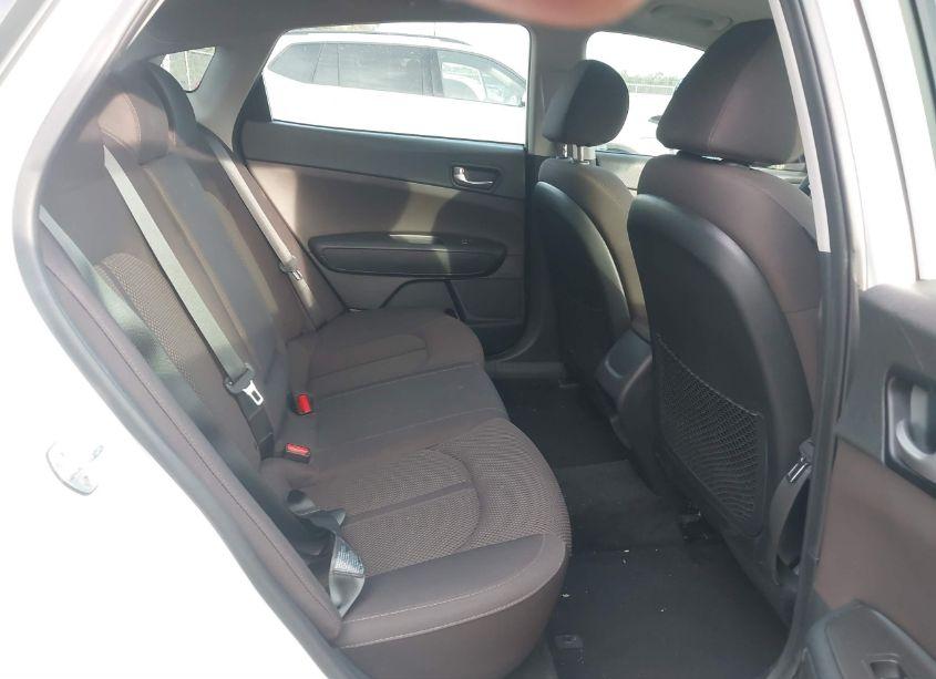 Photo 8 of 2020 Kia Optima LX (VIN 5XXGT4L36LG415636)