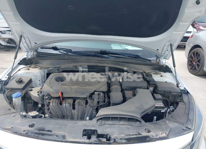 Photo 10 of 2020 Kia Optima LX (VIN 5XXGT4L36LG422926)