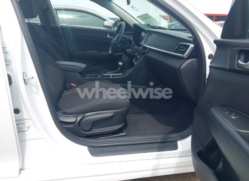 Photo 5 of 2020 Kia Optima LX (VIN 5XXGT4L36LG422926)