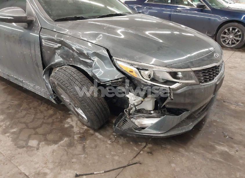 Photo 6 of 2020 Kia Optima LX (VIN 5XXGT4L36LG439905)