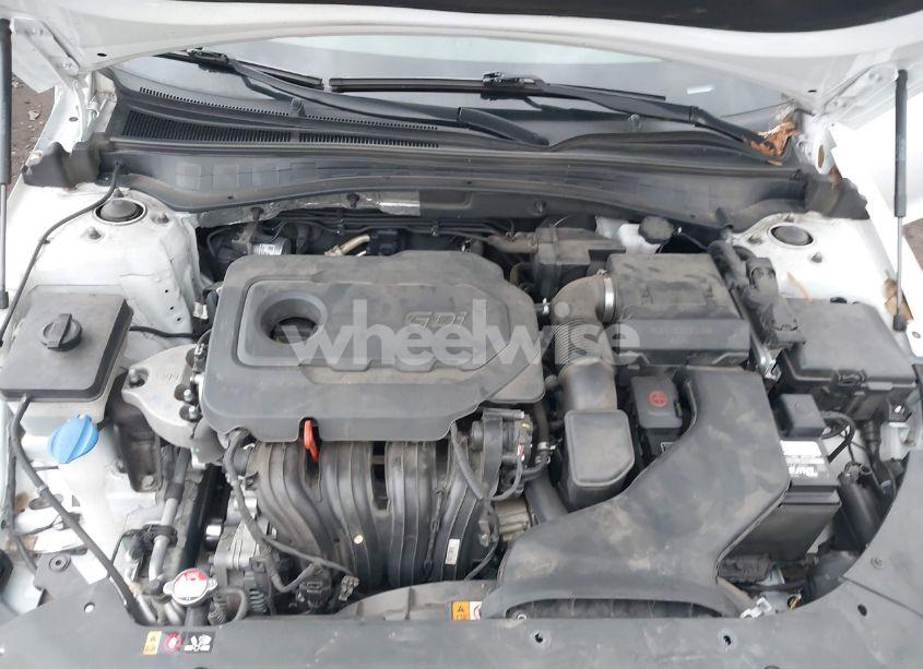 Photo 10 of 2020 Kia Optima LX (VIN 5XXGT4L36LG440617)