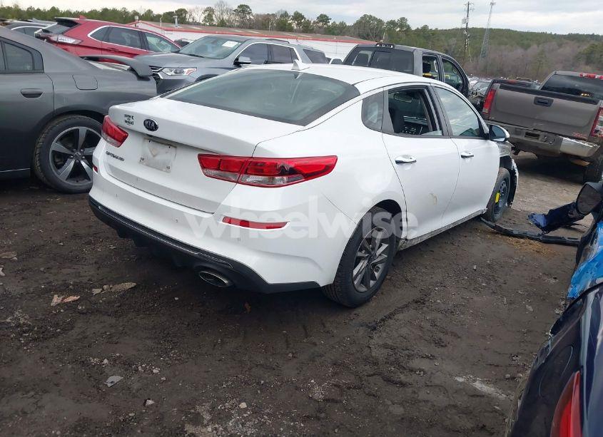 Photo 4 of 2020 Kia Optima LX (VIN 5XXGT4L36LG440617)