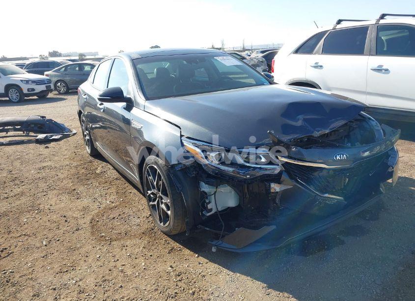 2020 Kia Optima SE (VIN 5XXGT4L36LG450726) main photo