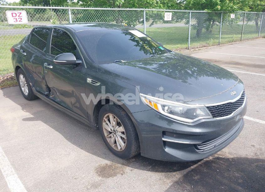 2016 Kia Optima LX (VIN 5XXGT4L37GG018944) main photo