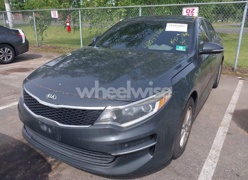 Photo 6 of 2016 Kia Optima LX (VIN 5XXGT4L37GG018944)