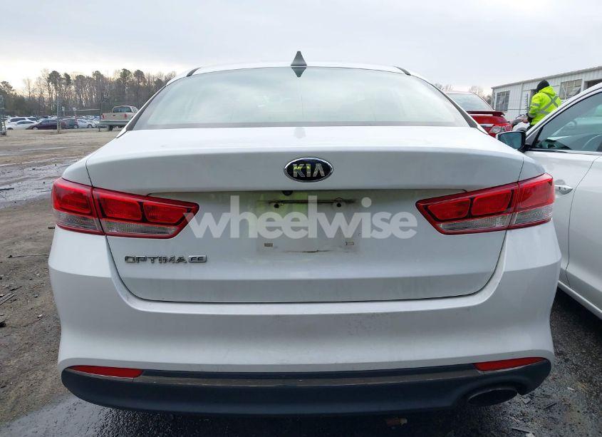 Photo 15 of 2016 Kia Optima LX (VIN 5XXGT4L37GG030124)