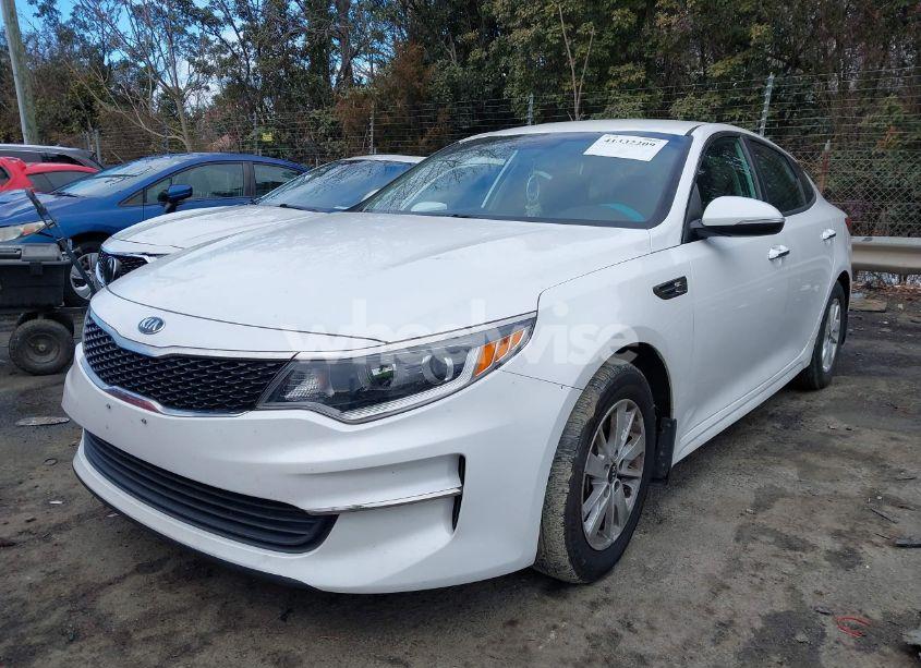 Photo 2 of 2016 Kia Optima LX (VIN 5XXGT4L37GG030124)