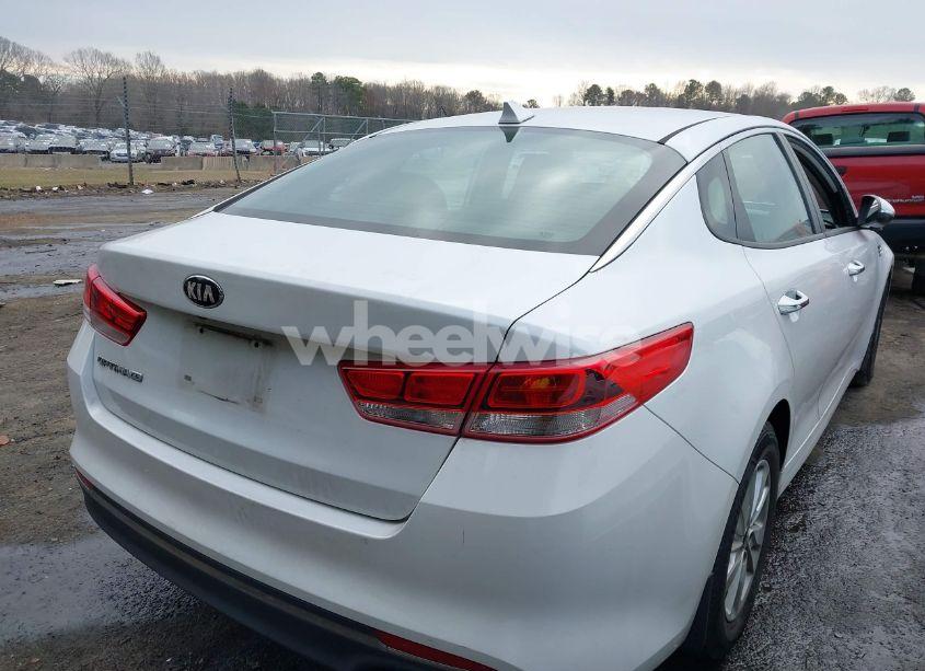 Photo 4 of 2016 Kia Optima LX (VIN 5XXGT4L37GG030124)