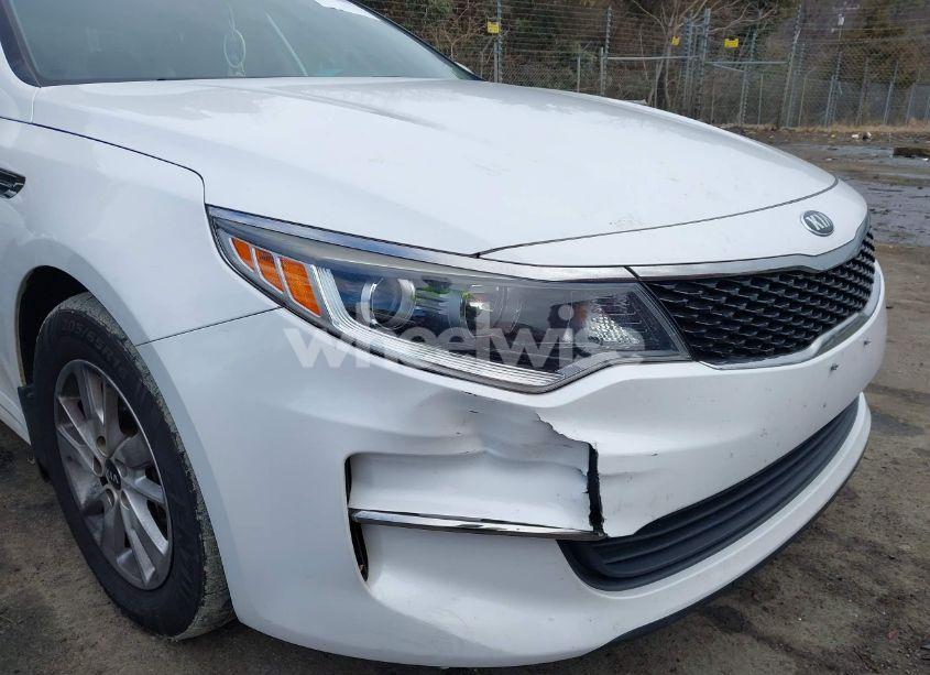Photo 6 of 2016 Kia Optima LX (VIN 5XXGT4L37GG030124)