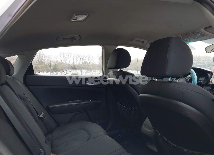 Photo 8 of 2016 Kia Optima LX (VIN 5XXGT4L37GG030124)