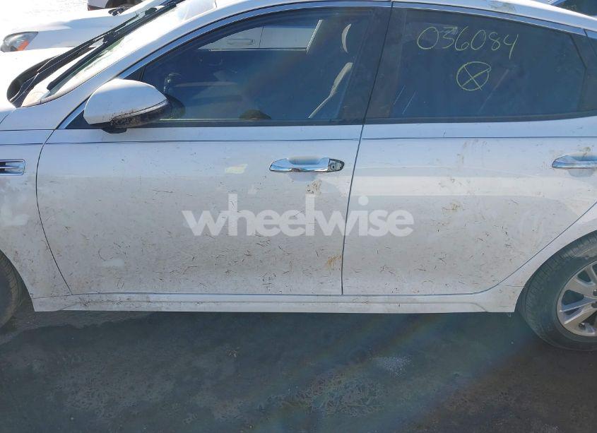 Photo 13 of 2016 Kia Optima LX (VIN 5XXGT4L37GG036084)