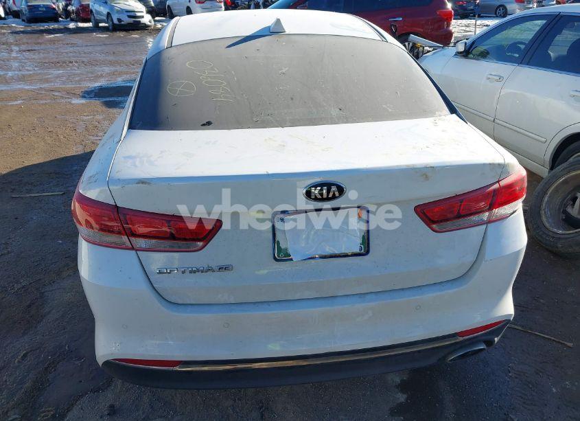 Photo 15 of 2016 Kia Optima LX (VIN 5XXGT4L37GG036084)