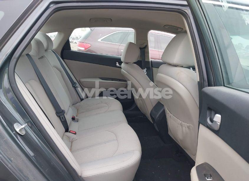 Photo 8 of 2016 Kia Optima LX (VIN 5XXGT4L37GG045657)