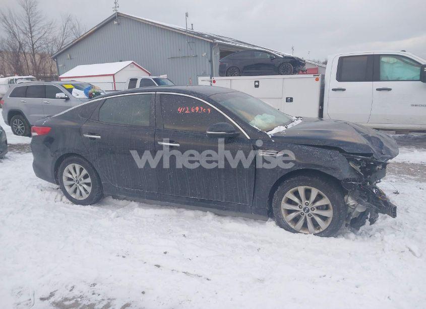 Photo 14 of 2016 Kia Optima LX (VIN 5XXGT4L37GG073796)