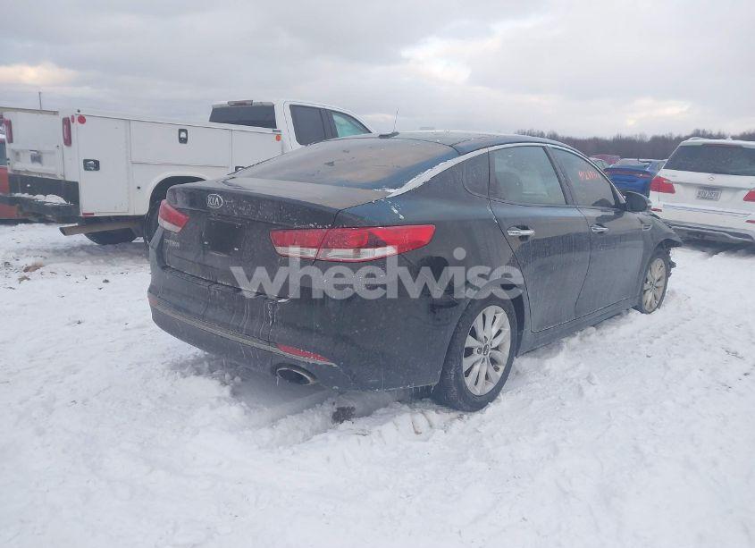 Photo 4 of 2016 Kia Optima LX (VIN 5XXGT4L37GG073796)