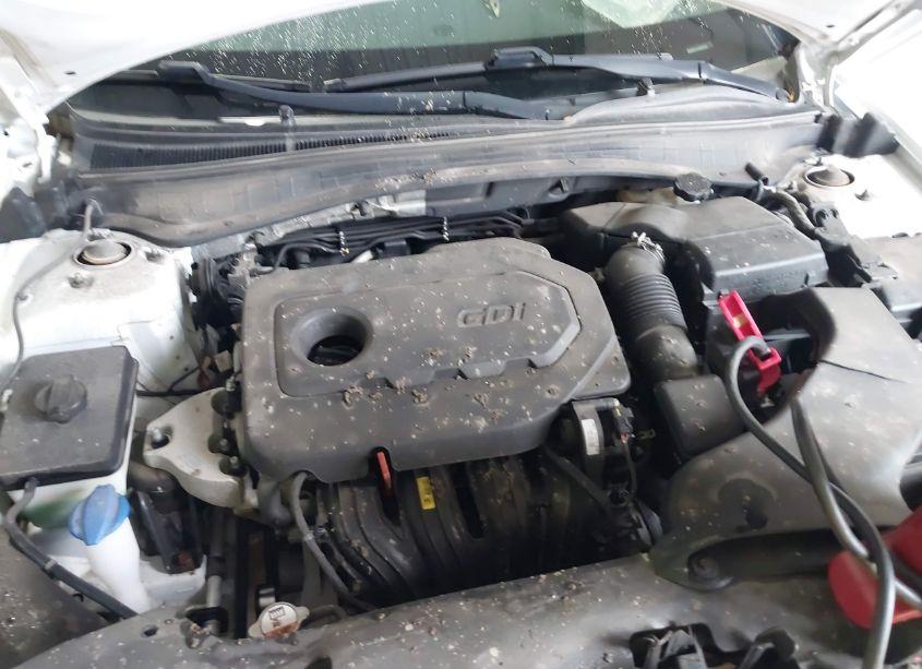 Photo 10 of 2016 Kia Optima LX (VIN 5XXGT4L37GG081400)