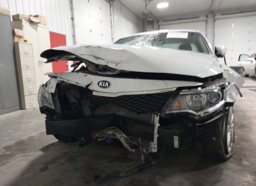 Photo 17 of 2016 Kia Optima LX (VIN 5XXGT4L37GG081400)