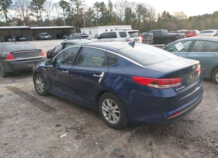 Photo 3 of 2016 Kia Optima LX (VIN 5XXGT4L37GG083261)