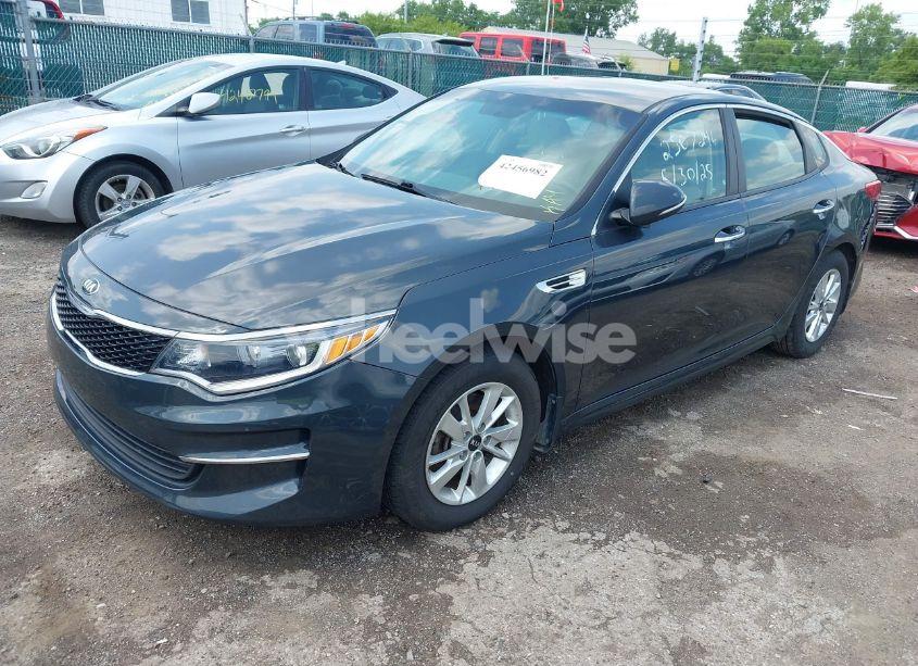 Photo 2 of 2016 Kia Optima LX (VIN 5XXGT4L37GG087200)