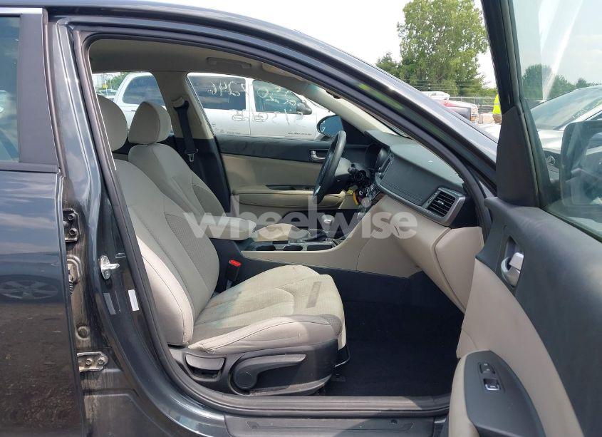 Photo 5 of 2016 Kia Optima LX (VIN 5XXGT4L37GG087200)