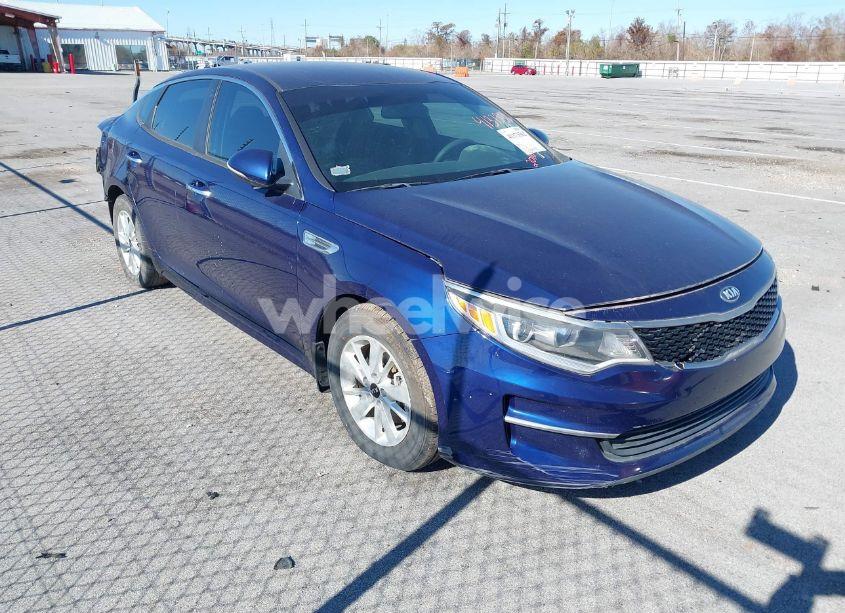 2016 Kia Optima LX (VIN 5XXGT4L37GG115822) main photo