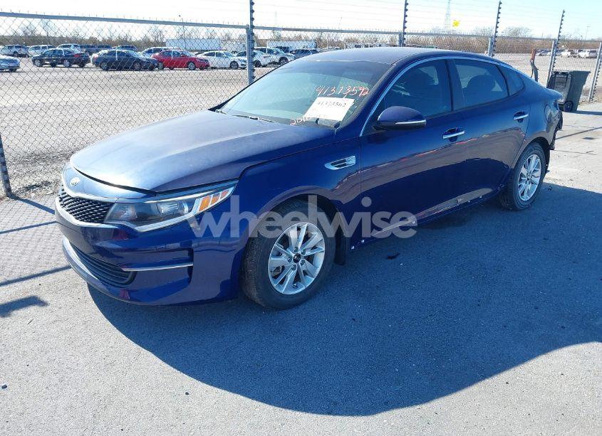 Photo 2 of 2016 Kia Optima LX (VIN 5XXGT4L37GG115822)