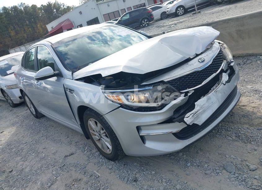 2016 Kia Optima LX (VIN 5XXGT4L37GG116081) main photo