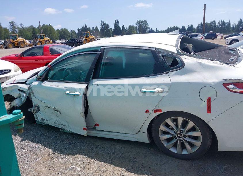 Photo 13 of 2017 Kia Optima LX (VIN 5XXGT4L37HG121945)