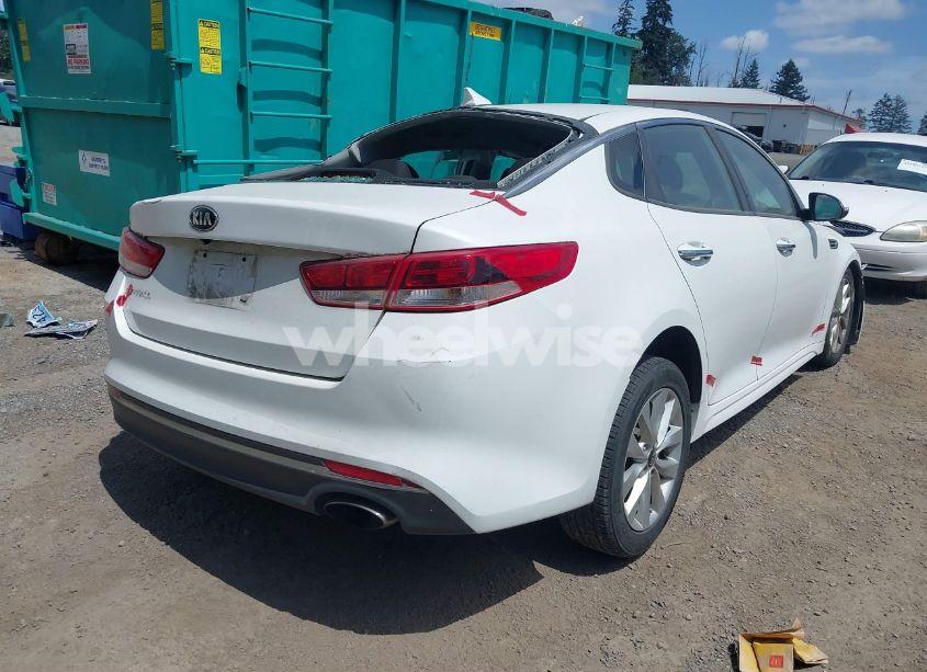 Photo 4 of 2017 Kia Optima LX (VIN 5XXGT4L37HG121945)