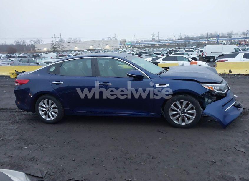 Photo 13 of 2017 Kia Optima LX (VIN 5XXGT4L37HG130175)