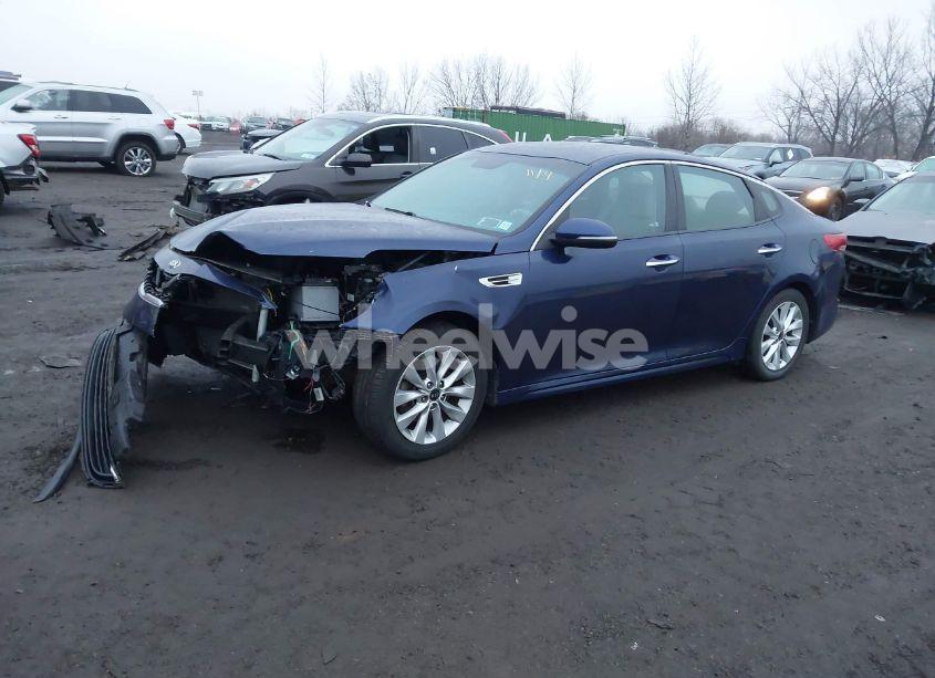 Photo 2 of 2017 Kia Optima LX (VIN 5XXGT4L37HG130175)