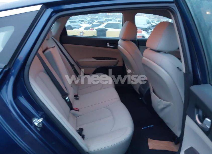 Photo 8 of 2017 Kia Optima LX (VIN 5XXGT4L37HG130175)