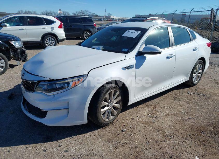 Photo 2 of 2017 Kia Optima LX (VIN 5XXGT4L37HG146229)