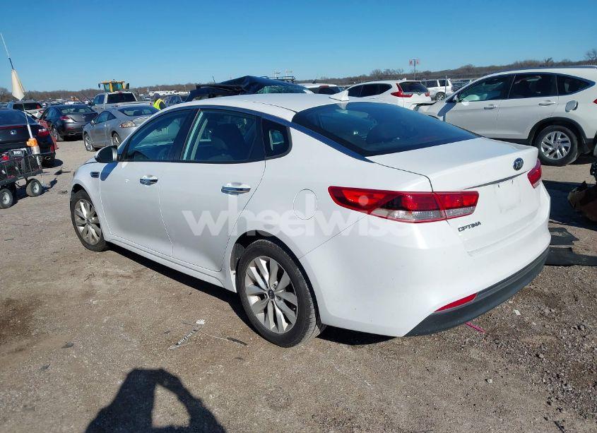 Photo 3 of 2017 Kia Optima LX (VIN 5XXGT4L37HG146229)
