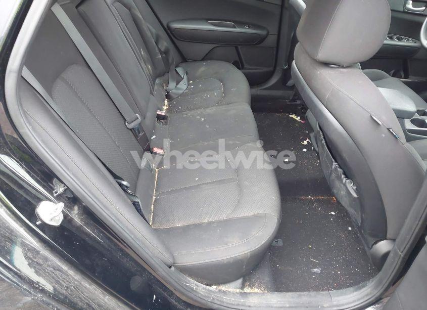 Photo 8 of 2017 Kia Optima LX (VIN 5XXGT4L37HG152788)