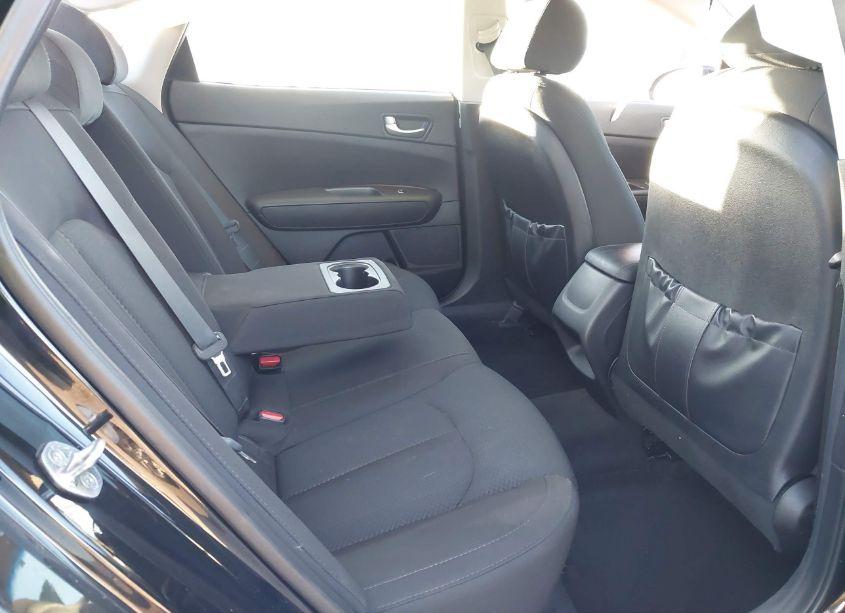 Photo 8 of 2017 Kia Optima LX (VIN 5XXGT4L37HG154945)