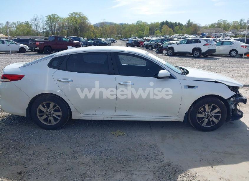 Photo 13 of 2017 Kia Optima LX (VIN 5XXGT4L37HG160566)