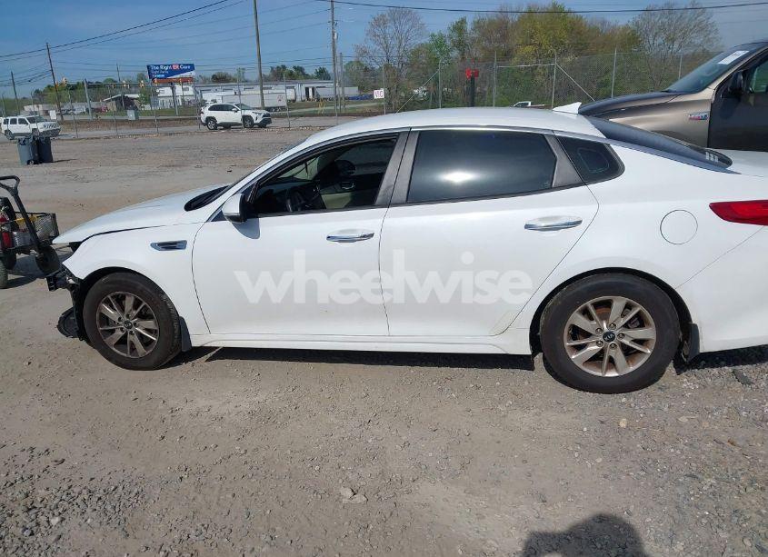 Photo 14 of 2017 Kia Optima LX (VIN 5XXGT4L37HG160566)
