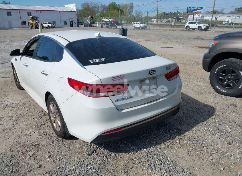 Photo 3 of 2017 Kia Optima LX (VIN 5XXGT4L37HG160566)